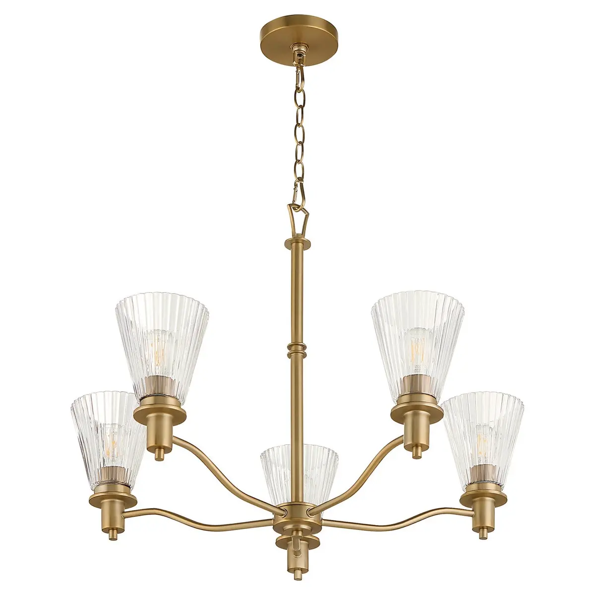 Quorum Lawton | Mid. Chandeliers At 60W 1
