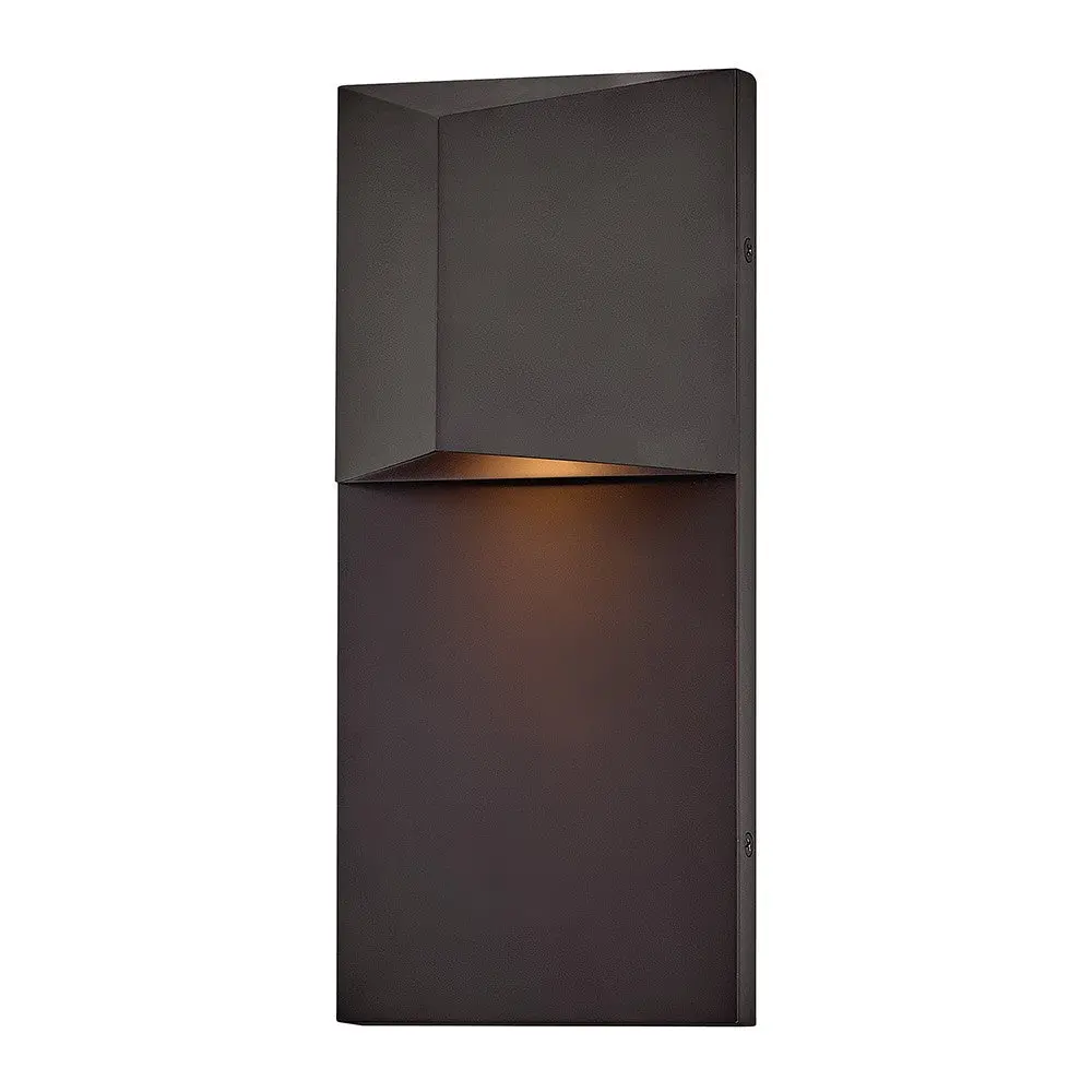 Hinkley Treva | Exterior Lightsat 7W, 500Lm, & 3000K Temp 1