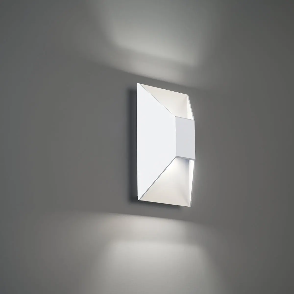 Modern Forms Led Outdoor Wall Sconce 1